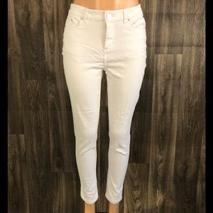 LABIJOU White Stretch Skinny Jeans